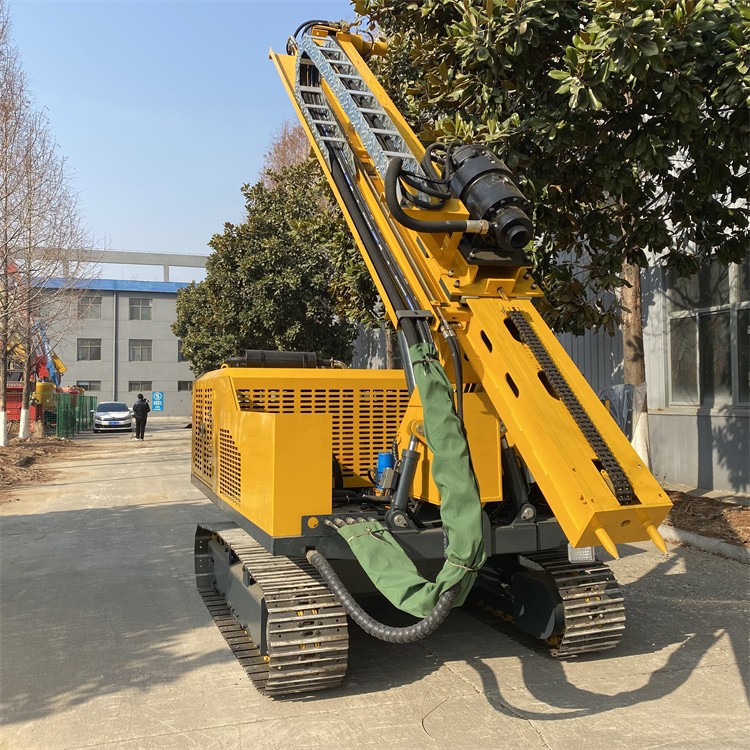 什么是光伏打樁機(jī)？